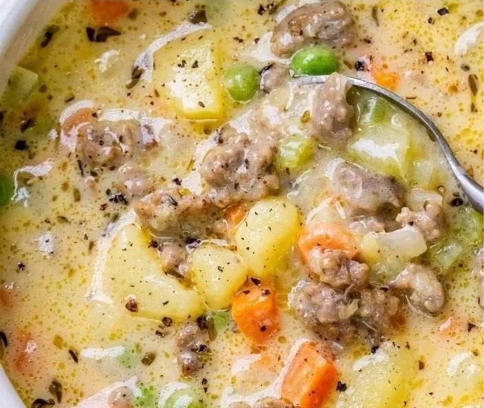 Delicious protein-packed shepherd's pie soup in a bowl