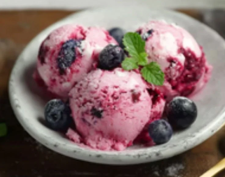 Delicious berry ice cream made with cottage cheese and fresh berries