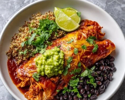 High-protein Chicken Enchilada Bowls meal prep with fresh ingredients